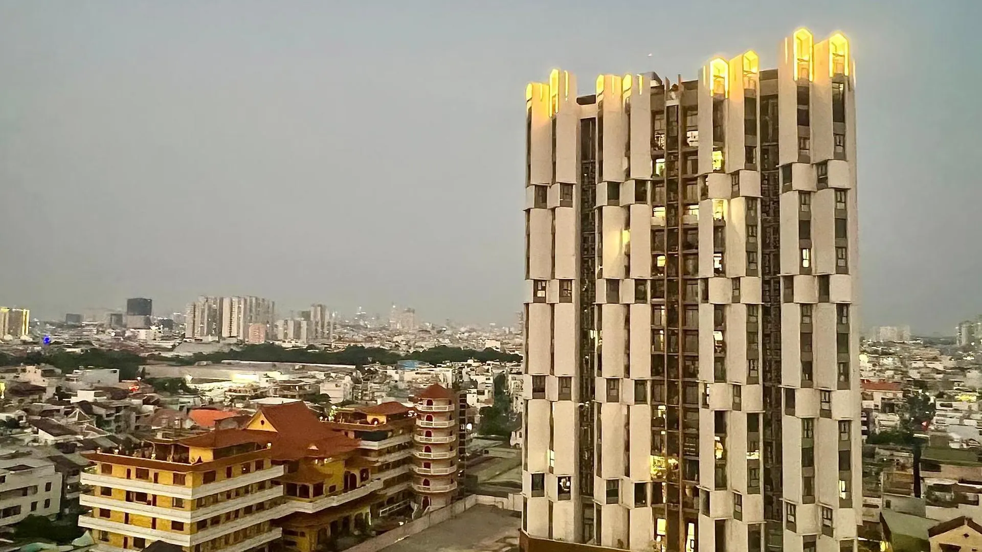 Can Ho The Western Capital 3Pn Ho Chi Minh City Apartment